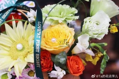 微博摘花攻略新解锁，花艺美学新篇章