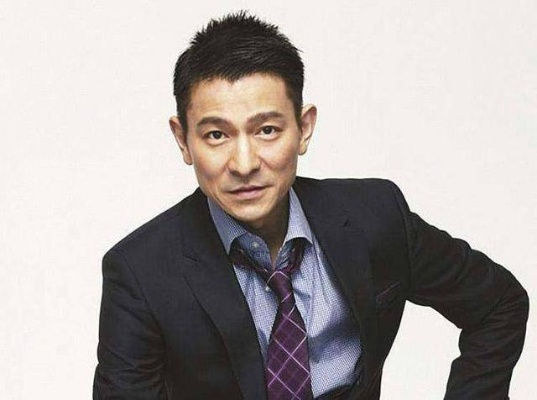 娱乐圈十大全能明星巨星闪耀榜单揭晓！