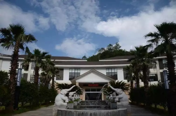 保山酒店排名TOP10，精选住宿指南，百度收录标准吸睛标题！