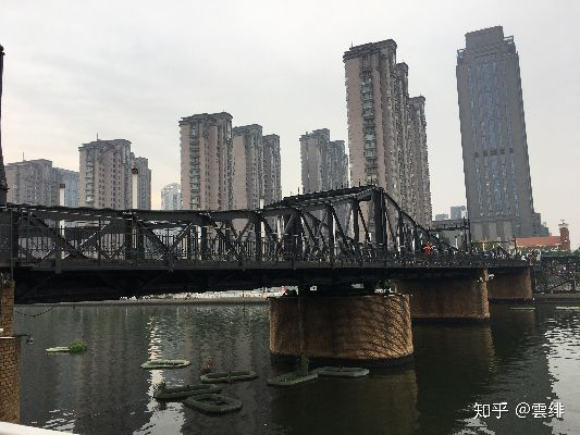 崇安永定桥，历史与现代的交汇，新闻头条瞩目之处
