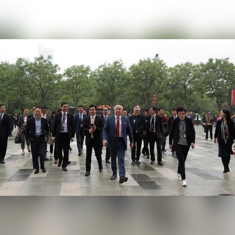 郑州人气服饰公司排行榜揭晓，引领时尚潮流的企业榜单出炉！