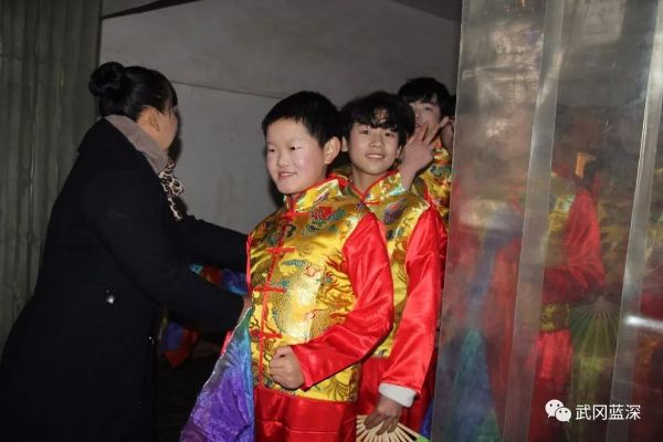 武冈朱岷王后代最新动态揭秘，探寻历史脉络，传承家族荣耀