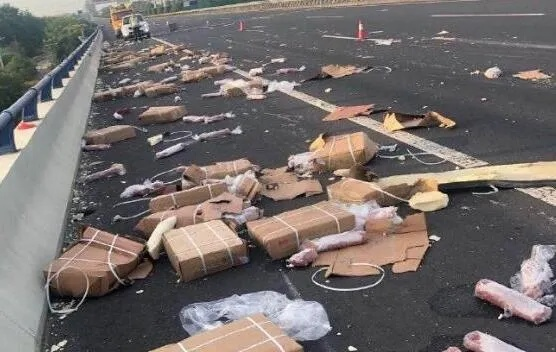 奉化货车车祸现场视频曝光，事故真相揭秘引发社会反思