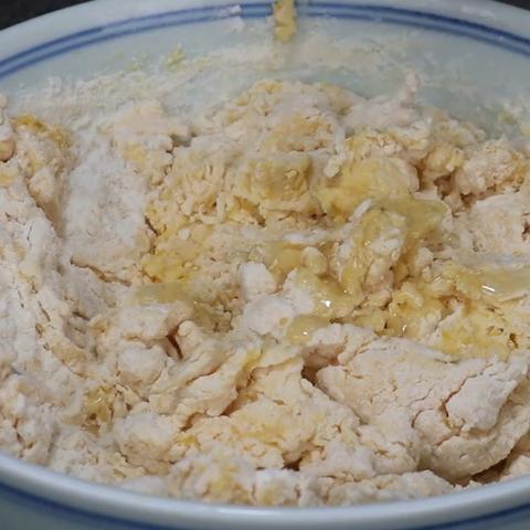 揭秘家常美食秘诀，百度油条制作攻略，轻松成为美食达人！