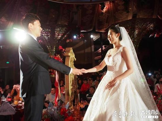 魏龙结婚誓言集锦，浪漫誓言与最新婚纱照一览