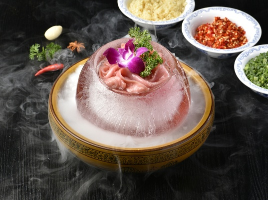 火锅新潮流，最新餐饮火锅菜品全攻略