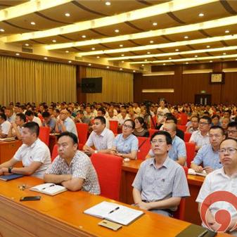 励志语录经典，企业与努力的共鸣之声，激发无限潜能！